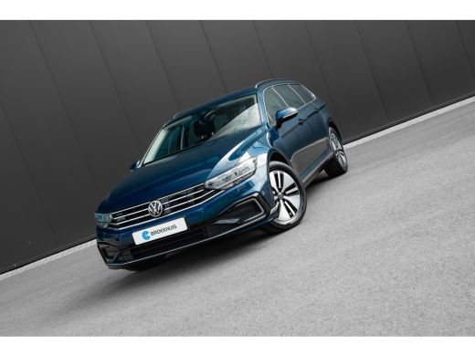 Volkswagen Passat Variant 1.4 TSI PHEV 218pk GTE | Trekhaak | 360 Camera | Stoelverwarming | Navigatie ActivLease financial lease
