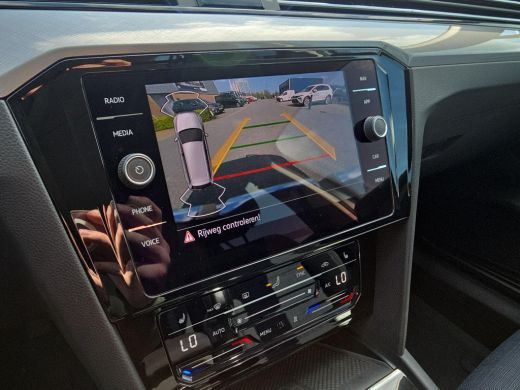 Volkswagen Passat Variant 1.4 TSI PHEV GTE Business | Trekhaak | A.Camera | Winterpakket | 2018Pk | ActivLease financial lease