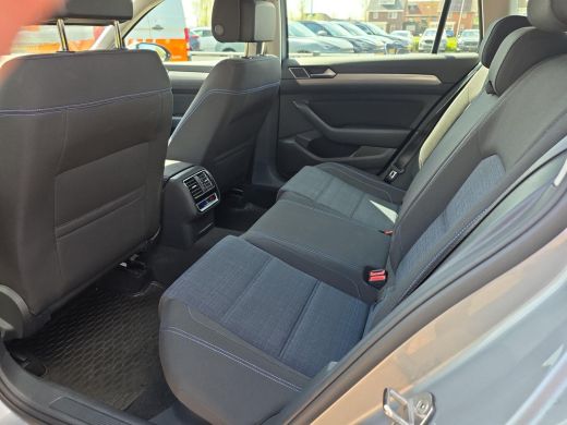 Volkswagen Passat Variant 1.4 TSI PHEV GTE Business | Trekhaak | A.Camera | Winterpakket | 2018Pk | ActivLease financial lease