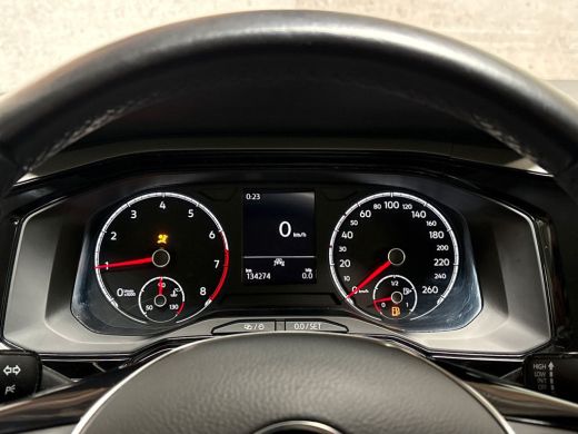 Volkswagen Polo 1.0 Sportline (APPLE CARPLAY, GROOT NAVI, CRUISE, ARMSTEUN, SPORTSTOELEN, BLUETOOTH, NIEUWE APK, ... ActivLease financial lease