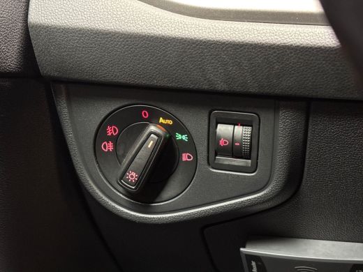 Volkswagen Polo 1.0 Sportline (APPLE CARPLAY, GROOT NAVI, CRUISE, ARMSTEUN, SPORTSTOELEN, BLUETOOTH, NIEUWE APK, ... ActivLease financial lease