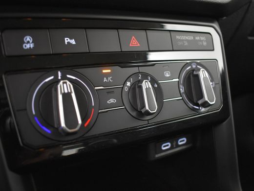 Volkswagen T-Cross 1.0 TSI Life 95Pk | Cruise control adaptief | Parkeersensoren | Apple carplay Android auto | DAB ... ActivLease financial lease