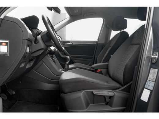 Volkswagen Tiguan 1.5 TSI Life Business | Navi | 20" LMV | Stoelverwarming | | LED achterlichten | LED dagrijverlic... ActivLease financial lease