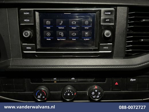 Volkswagen Transporter 2.0 TDI L1H1 Euro6 Airco | Apple Carplay | Cruisecontrol | LM-velgen | Trekhaak | Parkeersensoren... ActivLease financial lease