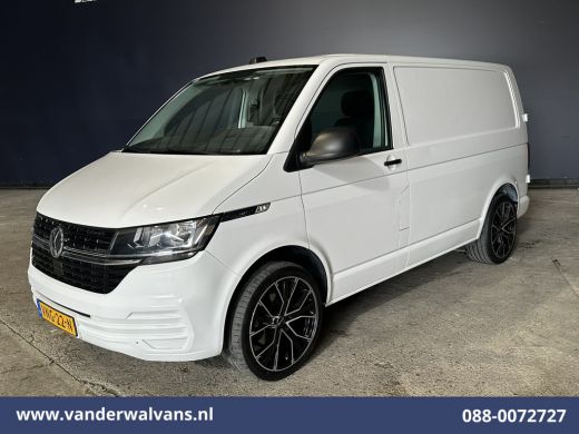 Volkswagen Transporter 2.0 TDI L1H1 Euro6 Airco | Apple Carplay | Cruisecontrol | LM-velgen | Trekhaak | Parkeersensoren... ActivLease financial lease
