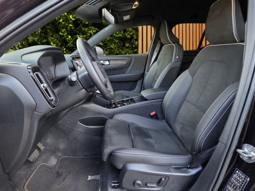 Volvo  XC40 1.5 T4 Plug-in hybrid Plus Dark | Harman/Kardon | Memory | 360 Camera | Pilot Assist ActivLease financial lease