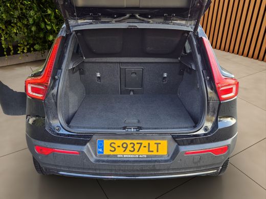 Volvo  XC40 1.5 T4 Plug-in hybrid Plus Dark | Harman/Kardon | Memory | 360 Camera | Pilot Assist ActivLease financial lease