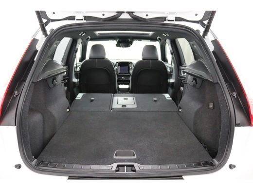 Volvo  XC40 T5 Recharge R-Design | Panoramadak | Adaptieve Cruise control | Stoel en stuurwielverwarming | Tr... ActivLease financial lease