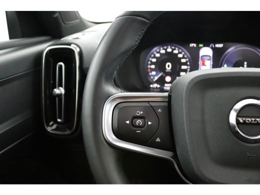 Volvo  XC40 T5 Recharge R-Design | Panoramadak | Adaptieve Cruise control | Stoel en stuurwielverwarming | Tr... ActivLease financial lease