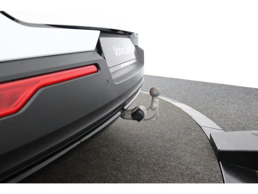 Volvo  XC40 T5 Recharge R-Design | Panoramadak | Adaptieve Cruise control | Stoel en stuurwielverwarming | Tr... ActivLease financial lease