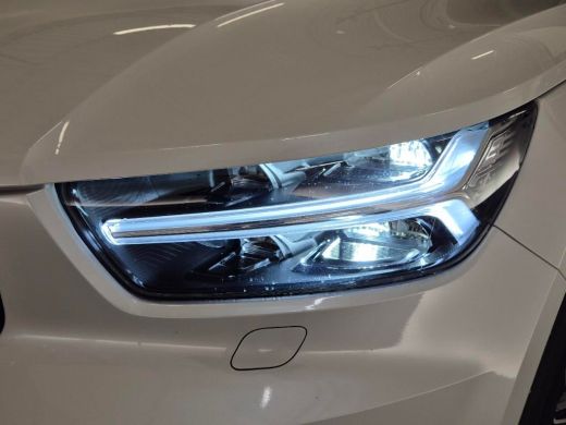 Volvo  XC40 Recharge P8 AWD R-Design | Harman Kardon | Trekhaak | Stylingkit | 20'' | ActivLease financial lease