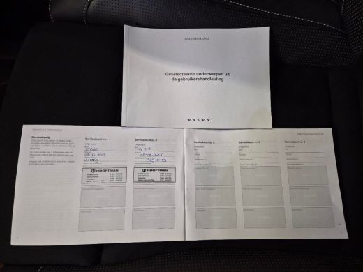 Volvo  XC40 Recharge P8 AWD R-Design | Harman Kardon | Trekhaak | Stylingkit | 20'' | ActivLease financial lease