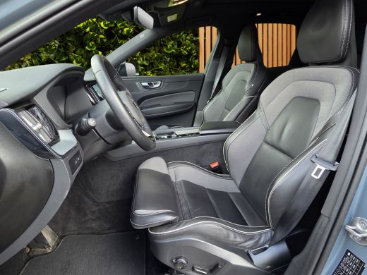 Volvo  XC60 2.0 T6 Plug-in hybrid AWD Plus Dark | Pano | 360 Cam | Memory | Pilot Assist | 21" Velgen ActivLease financial lease