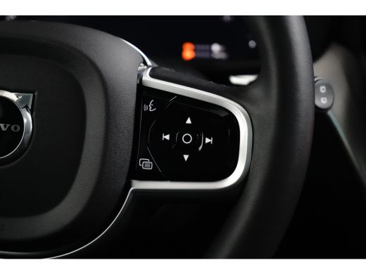 Volvo  XC60 2.0 T6 Plus Black Edition Recharge AWD | Trekhaak | 360 Cam | Pano | Head-up | Harman/Kardon | Me... ActivLease financial lease