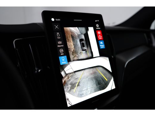 Volvo  XC60 2.0 T6 Plus Black Edition Recharge AWD | Trekhaak | 360 Cam | Pano | Head-up | Harman/Kardon | Me... ActivLease financial lease