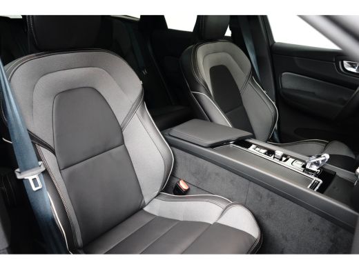 Volvo  XC60 2.0 T6 Plus Black Edition Recharge AWD | Trekhaak | 360 Cam | Pano | Head-up | Harman/Kardon | Me... ActivLease financial lease