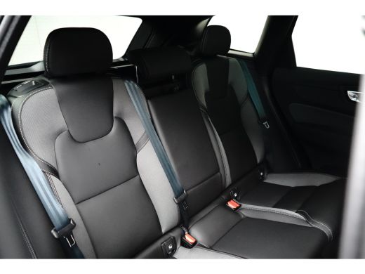 Volvo  XC60 2.0 T6 Plus Black Edition Recharge AWD | Trekhaak | 360 Cam | Pano | Head-up | Harman/Kardon | Me... ActivLease financial lease