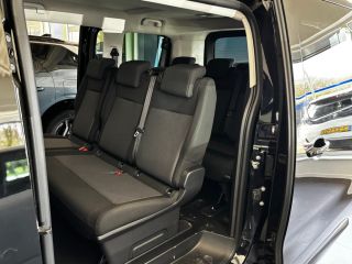 Peugeot e-Traveller Standard 50 kWh STOEL- EN STUURVERWARMING | NAVI | PARKEERCAMERA | CARPLAY | PDC V+A