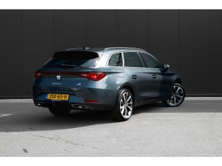 Seat Leon Sportstourer 1.5 TSI eHybrid 204pk FR Business | Trekhaak | Camera | Matrix | 18"