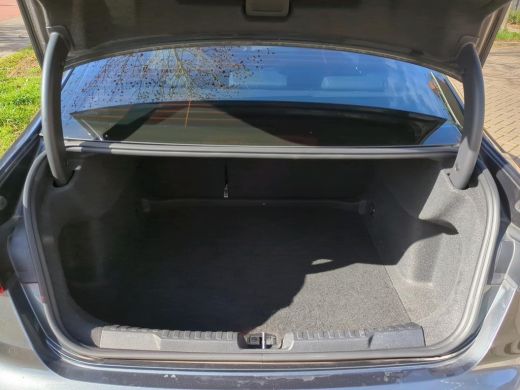 Audi A3 Limousine 30 TFSI S edition NL-AUTO | 1/2 LEDER | CARPLAY ActivLease financial lease