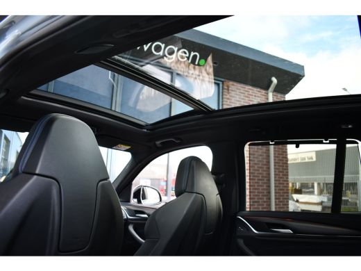 BMW X3 xDrive30e M-Sport Pano M-zetels Trekhaak HUD Laser-LED 20inch ActivLease financial lease