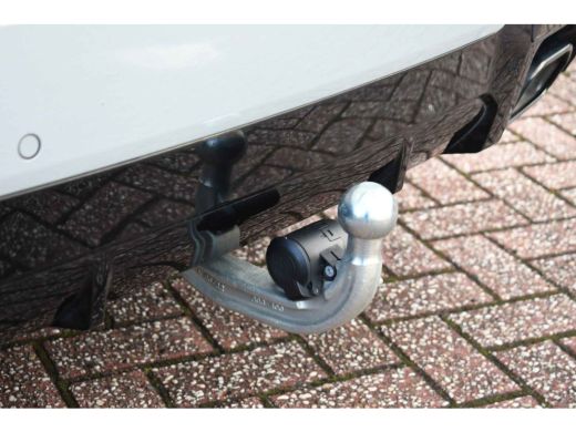 BMW X3 xDrive30e M-Sport Pano M-zetels Trekhaak HUD Laser-LED 20inch ActivLease financial lease