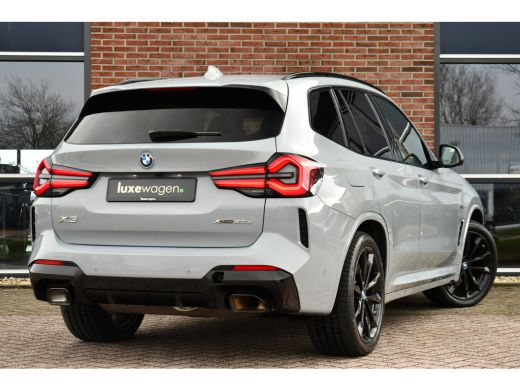 BMW X3 xDrive30e M-Sport Pano M-zetels Trekhaak HUD Laser-LED 20inch ActivLease financial lease