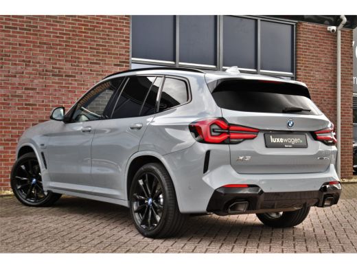 BMW X3 xDrive30e M-Sport Pano M-zetels Trekhaak HUD Laser-LED 20inch ActivLease financial lease