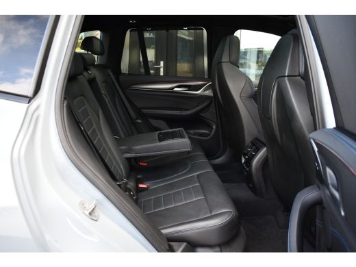 BMW X3 xDrive30e M-Sport Pano M-zetels Trekhaak HUD Laser-LED 20inch ActivLease financial lease