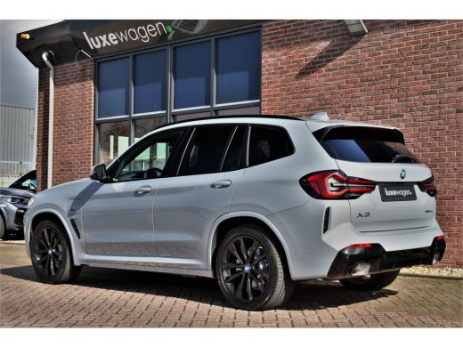 BMW X3 xDrive30e M-Sport Pano M-zetels Trekhaak HUD Laser-LED 20inch ActivLease financial lease