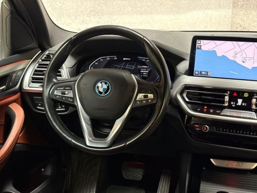 BMW X3 xDrive30e Sport 293Pk Automaat (APPLE CARPLAY, GROOT NAVI, MEMORY SEATS, LASER KOPLAMPEN, BRUIN L... ActivLease financial lease