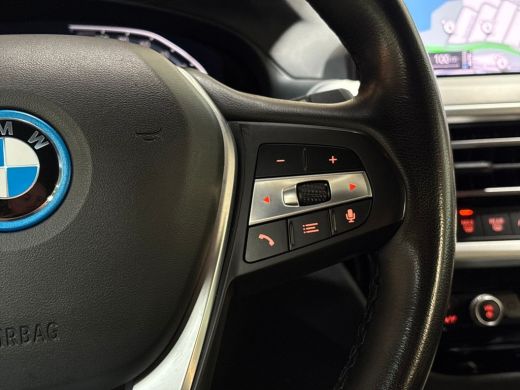 BMW X3 xDrive30e Sport 293Pk Automaat (APPLE CARPLAY, GROOT NAVI, MEMORY SEATS, LASER KOPLAMPEN, BRUIN L... ActivLease financial lease