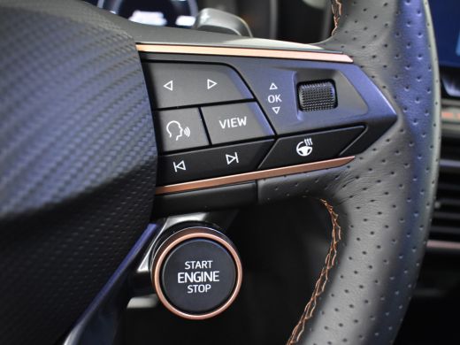 CUPRA Leon Sportstourer 1.5 TSI 272PK PHEV e-Hybrid VZ Performance | Achteruitrijcamera | Navigatie | Apple carplay Andro... ActivLease financial lease