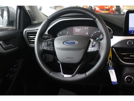 Ford Focus 1.0 EcoBoost Hybrid Trend Edition Business | Achteruitrijcamera | Verwarmde voorruit | Navigatie ... ActivLease financial lease