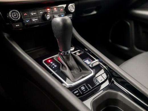 Jeep Compass 4xe 240 Plug-in Hybrid Electric Trailhawk 240Pk automaat (VIRTUAL COCKPIT, APPLE CARPLAY, GROOT N... ActivLease financial lease