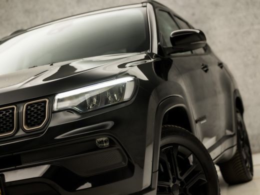 Jeep Compass 4xe 240 Plug-in Hybrid Electric Trailhawk 240Pk automaat (VIRTUAL COCKPIT, APPLE CARPLAY, GROOT N... ActivLease financial lease