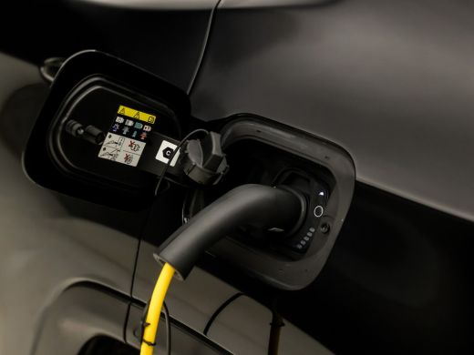 Jeep Compass 4xe 240 Plug-in Hybrid Electric Trailhawk 240Pk automaat (VIRTUAL COCKPIT, APPLE CARPLAY, GROOT N... ActivLease financial lease