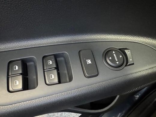 Kia Stonic 1.0 T-GDi MHEV DynamicLine | AUTOMAAT | | BTW ! ! ActivLease financial lease