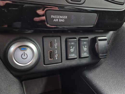 Nissan Leaf Tekna 40 kWh Trekhaak | Camera | Stoel+Stuur verwarming | Leder/alcantara | Full LED | Keyless | ActivLease financial lease