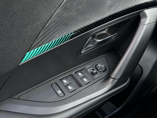Peugeot 2008 1.2 PureTech Allure NL-AUTO | TREKHAAK | CAMERA ActivLease financial lease