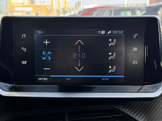 Peugeot 2008 1.2 PureTech Allure NL-AUTO | TREKHAAK | CAMERA ActivLease financial lease