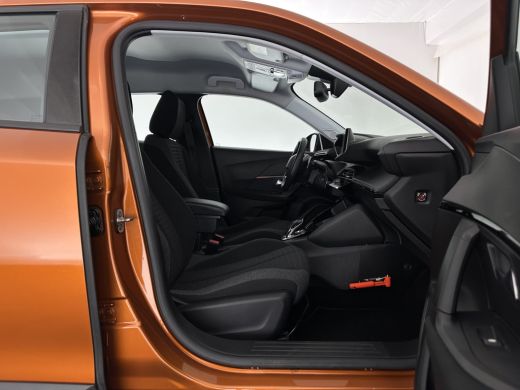 Peugeot 2008 1.2 PureTech Blue Lease Active (INCL-BTW) Aut. *FULL-LED | NAVI-FULLMAP | DIGI-COCKPIT | HEATED-S... ActivLease financial lease