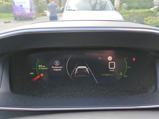 Peugeot 2008 1.2 PureTech Blue Lease Allure NL-AUTO | TREKHAAK | CAMERA ActivLease financial lease