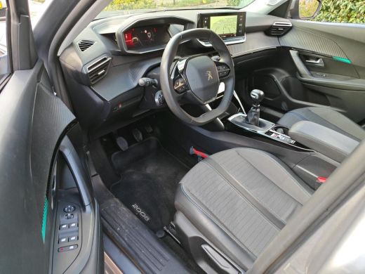 Peugeot 2008 1.2 PureTech Blue Lease Allure NL-AUTO | TREKHAAK | CAMERA ActivLease financial lease