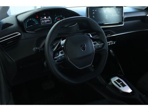 Peugeot 208 1.2 Hybrid 110 e-DCS6 Style | Cruise Control | Carplay | LED | Parkeersensoren | ActivLease financial lease