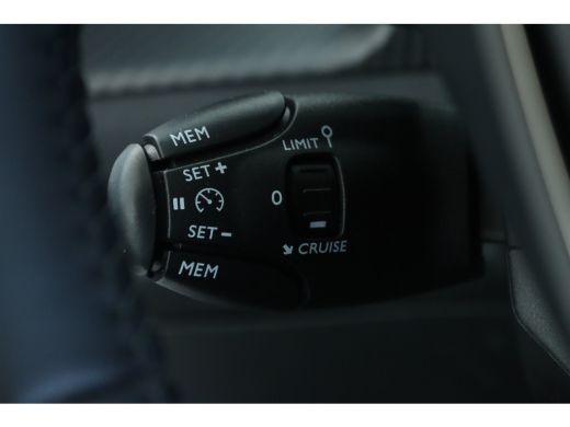 Peugeot 208 1.2 Hybrid 110 e-DCS6 Style | Cruise Control | Carplay | LED | Parkeersensoren | ActivLease financial lease