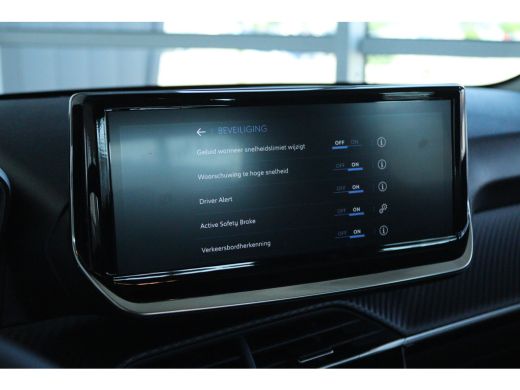 Peugeot 208 1.2 Turbo 100 Style | Cruise Control | Airco | Parkeersensoren | Carplay | LED | ActivLease financial lease