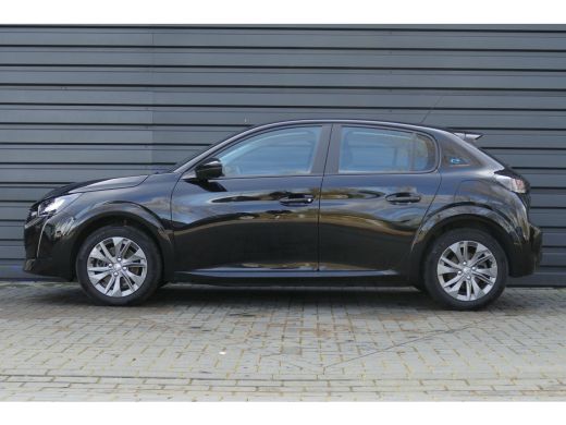 Peugeot e-208 EV 136PK 50KWH ACTIVE PACK AUTOMAAT / NAVI / 16"LMV / LED / CLIMA / PDC / SOH 95% / BLUETOOTH / C... ActivLease financial lease