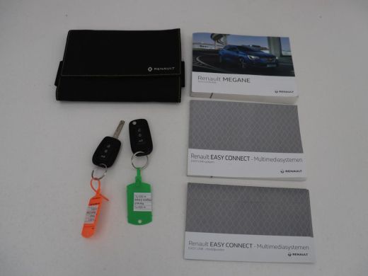 Renault M&eacute;gane Estate Estate 1.3 TCe Business Zen | Trekhaak | PDC | Carplay | Navigatie | Full LED | Cruise control | ... ActivLease financial lease