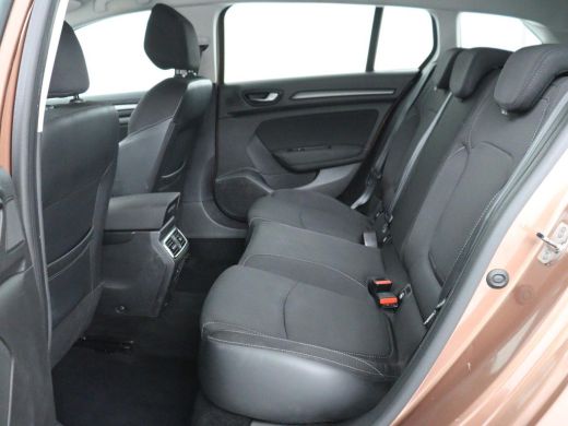 Renault M&eacute;gane Estate Estate 1.3 TCe Business Zen | Trekhaak | PDC | Carplay | Navigatie | Full LED | Cruise control | ... ActivLease financial lease